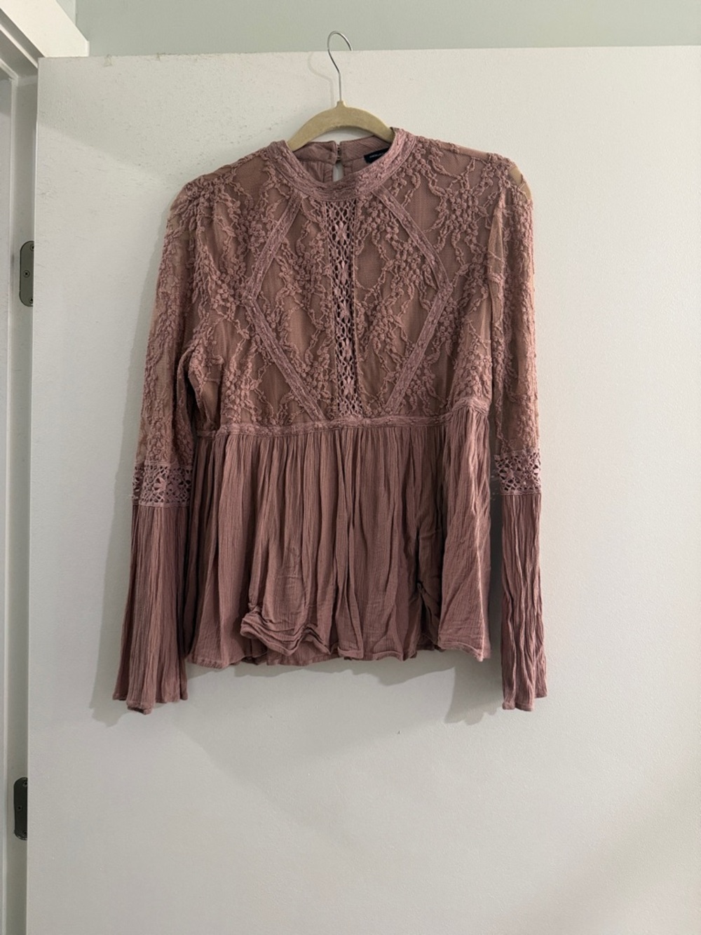 Women's Dusty Rose Lace Peasant Top